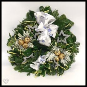 Christmas Frosty Door Wreath Medium 