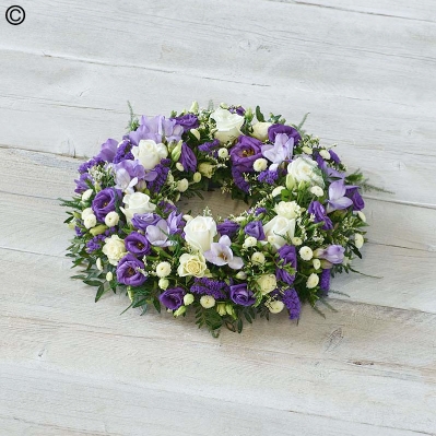 Scented Blue & White Wreath