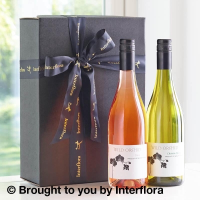 Wine Duo Rose & White Wine Gift Set