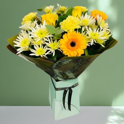 LOCAL Spring PETITE  Gift Box 