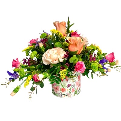 Summer Table Arrangement 