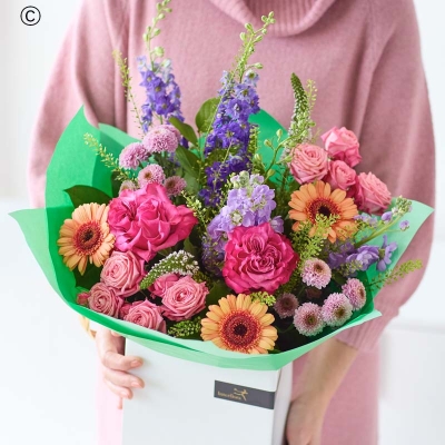 Lavish Bright Bouquet