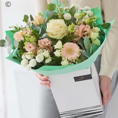 Luxurious Neutral Bouquet