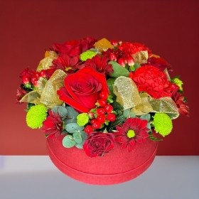 LOCAL Christmas Red Hatbox Arrangement 