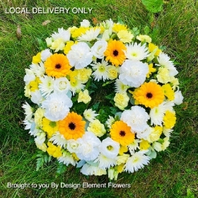 LOCAL Classic Yellows and Whites Mixed Wreath