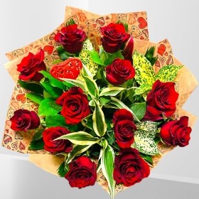 LOCAL Valentines Day Red Explorer Roses 