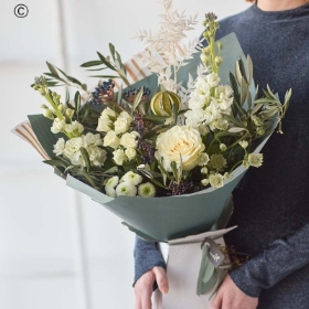 Interflora Winter Trending Bouquet 